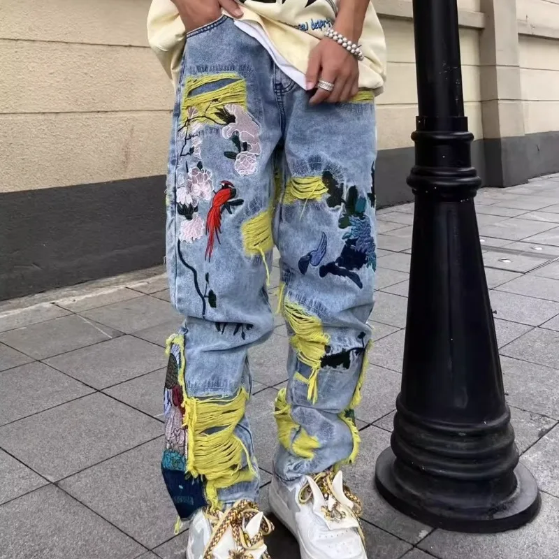 Street Fashion In Japanese - Americano vintage hip-hop bordado dilapidated jeans