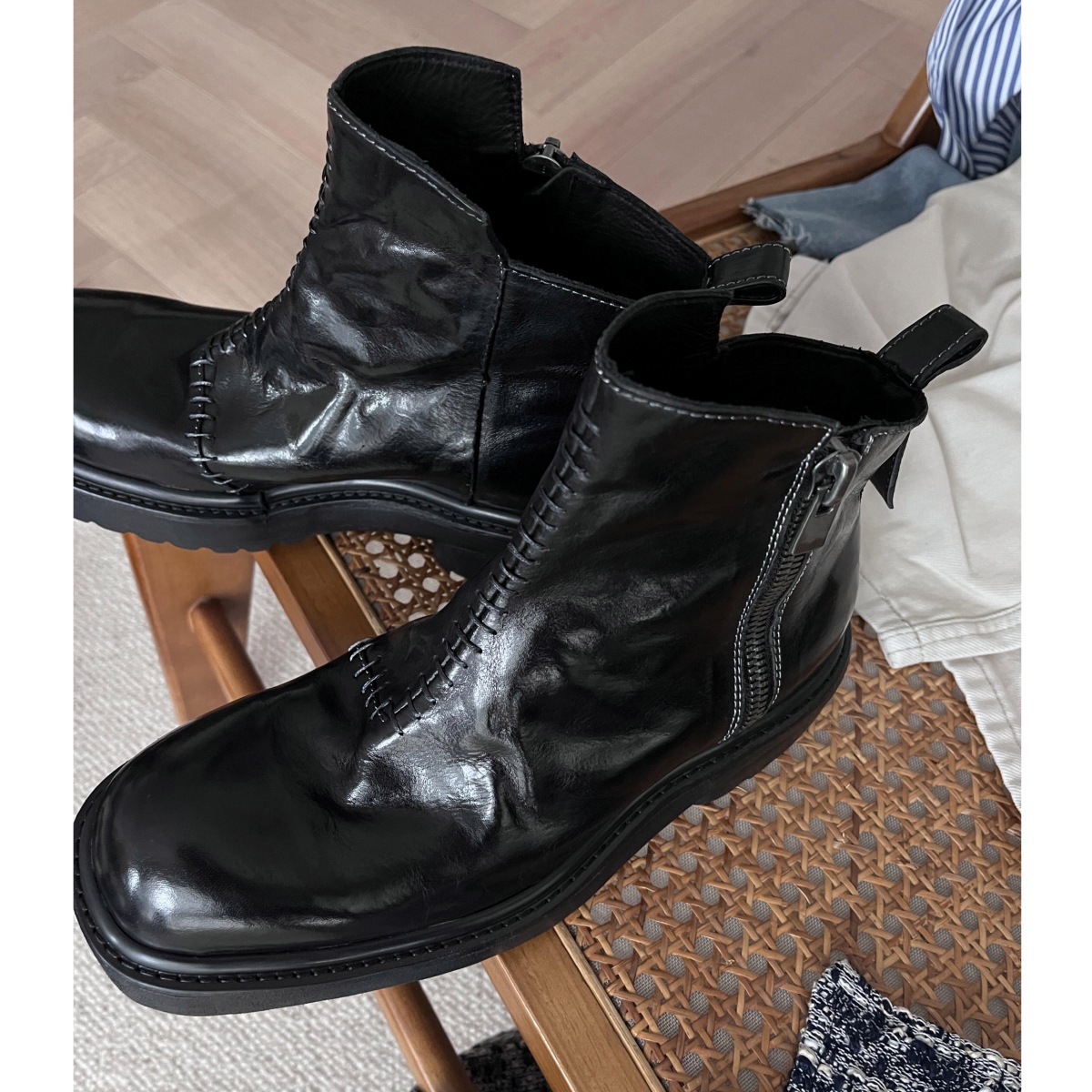 Senhoras de luxo sapatos à ven - Street Fashion Rome 2025 avaliação e preço